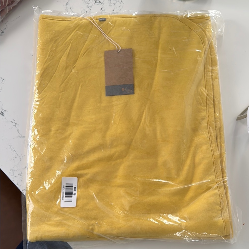 Discontinued Pineapple Baby Blanket